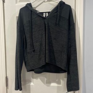 Preloved Zella hoodie sweater in L